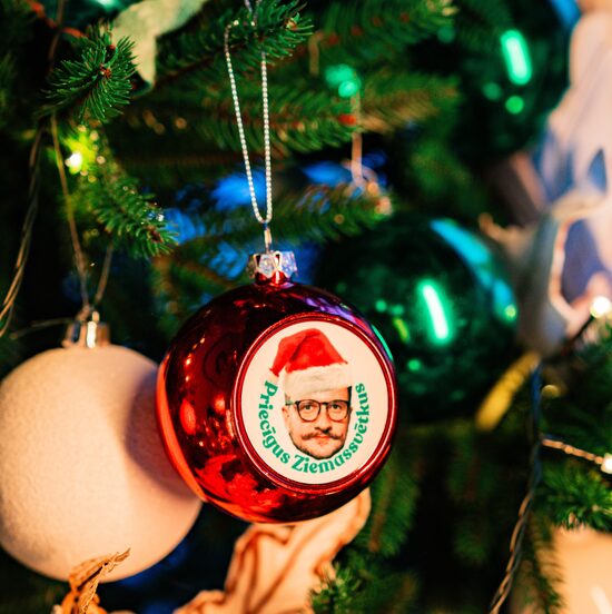 Ziemassvētku rotājumi