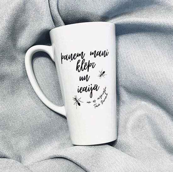  Paņem mani klēpī un ieaijā